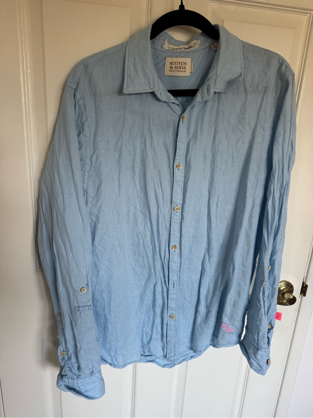 Scotch & Soda men's 100% linen shirt. EUC. Light blue.